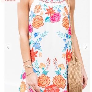 Boutique floral dress 🌸